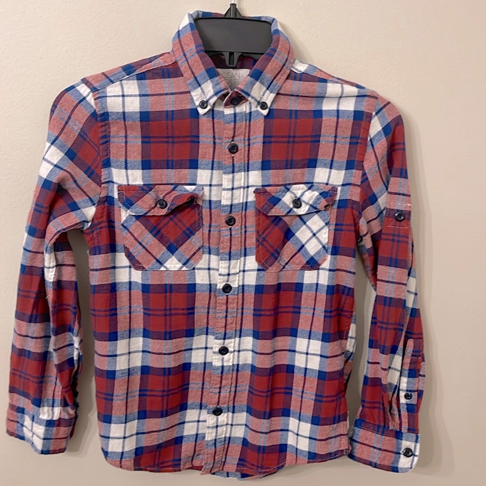 Boys button down collard shirt